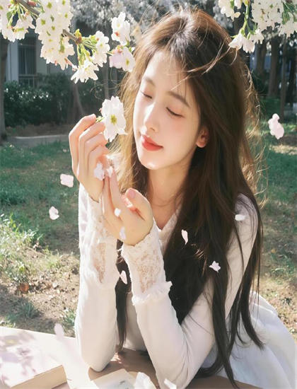 影视技术：《上门教宅男接吻的美女讲师》的高速摄影 技术难题的创造性解决 树立行业技术的新标杆